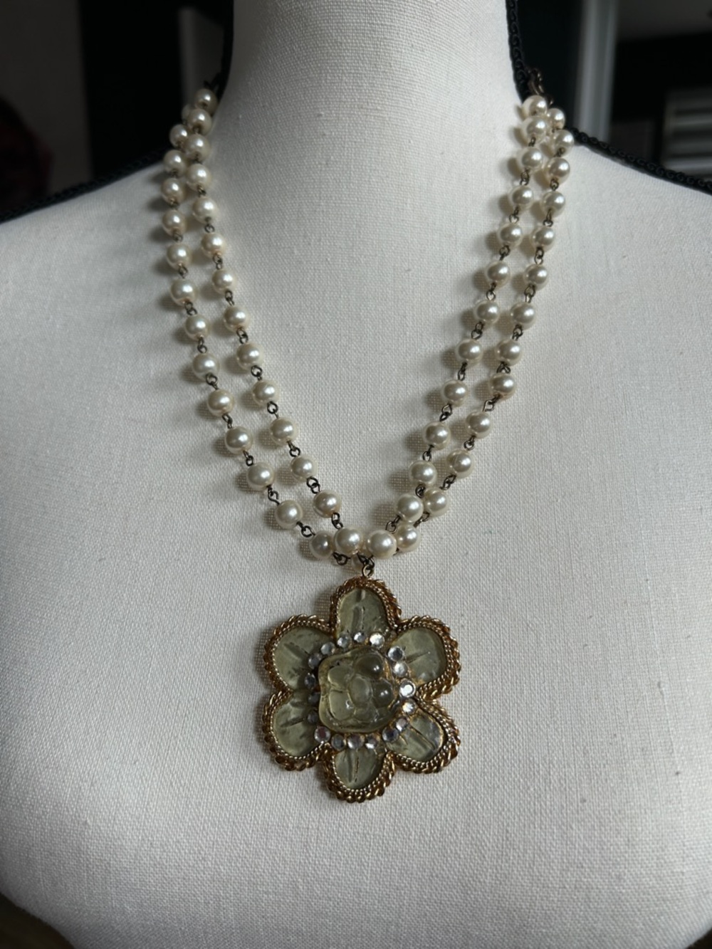 Necklace - Picture 2 of 7